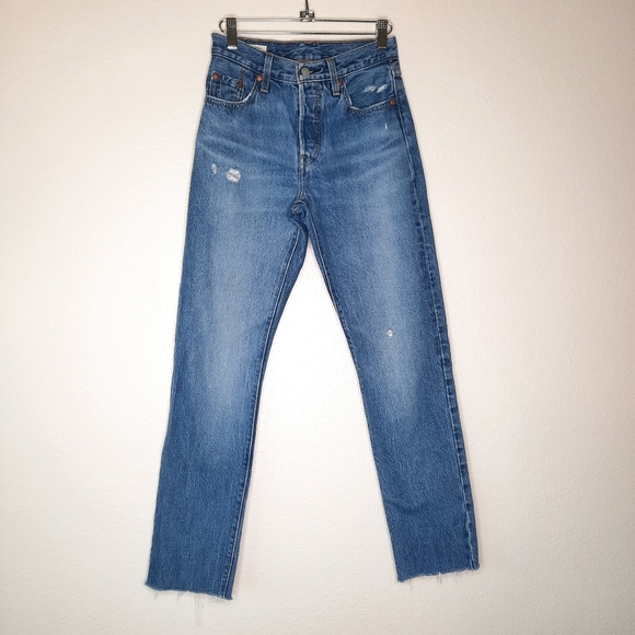 Levi's Premium Oxnard Athens Wash 501 Original Fit High Waisted Jeans 23 - Picture 3 of 7
